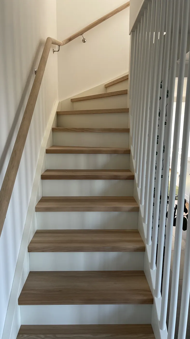 Platsbyggt kök och måttsnickeri, bild 8 av 13